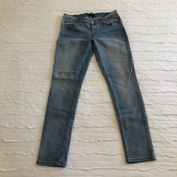 levi skinny jeans - Picture 3 of 4